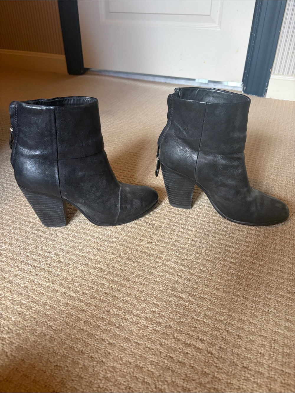 Rag and Bone Women's Black Ankle Boots with Block Heel - Classic Style